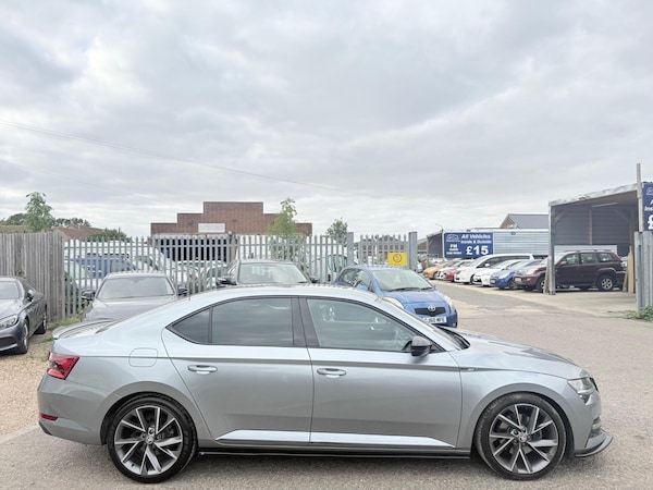 Used Skoda Superb 2020 for sale - 75658715: Photo 11