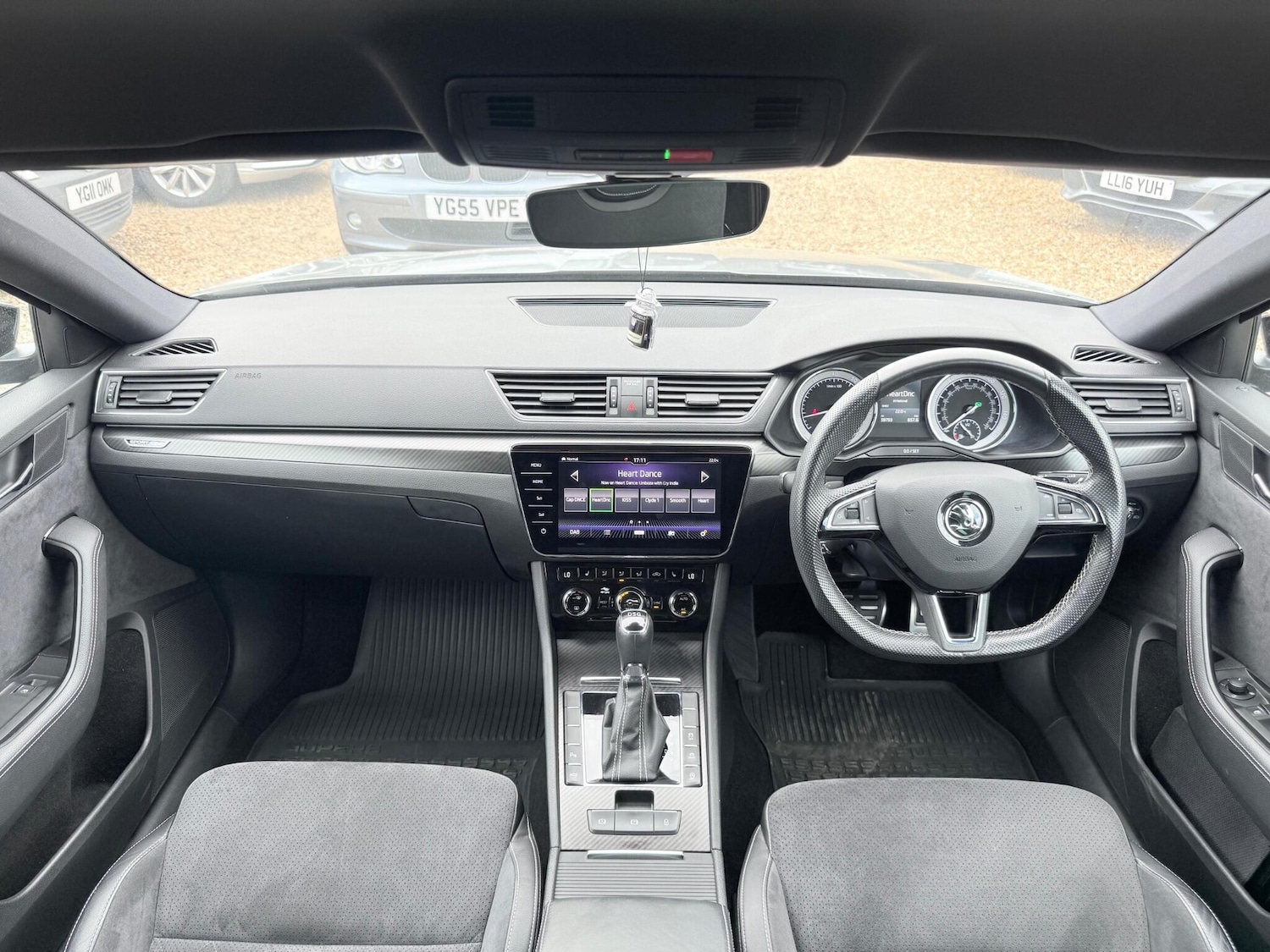Vehicle 29