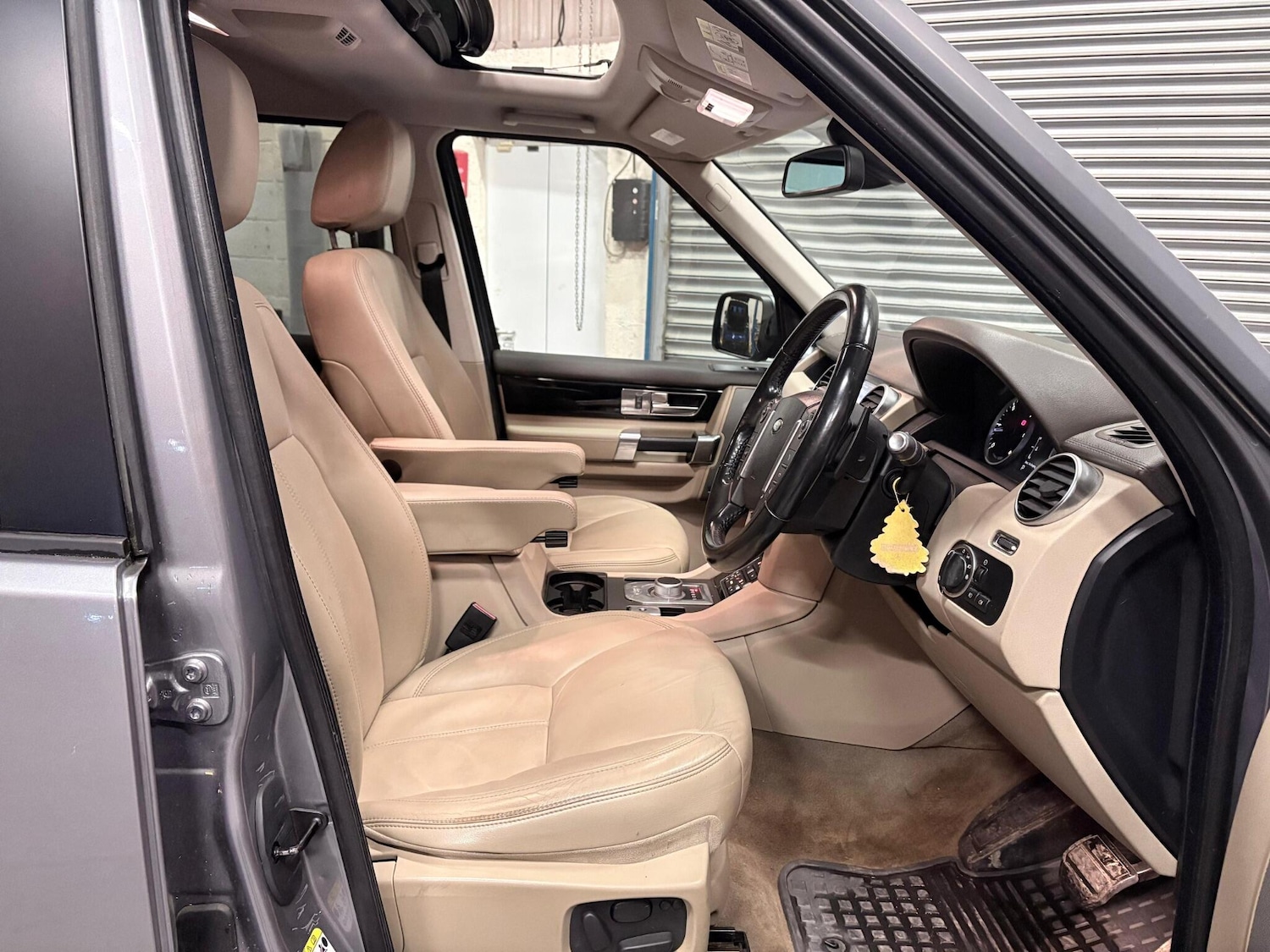 Used Land Rover Discovery 2011 for sale - 77084429: Photo 18