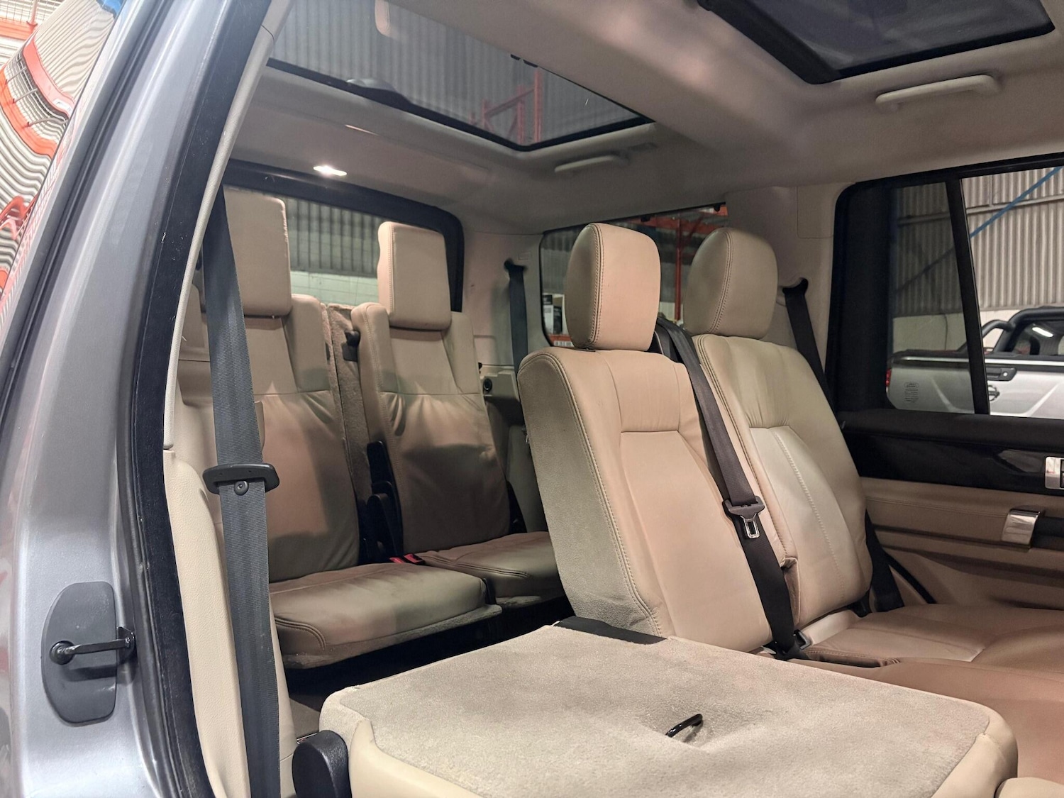 Used Land Rover Discovery 2011 for sale - 77084429: Photo 20