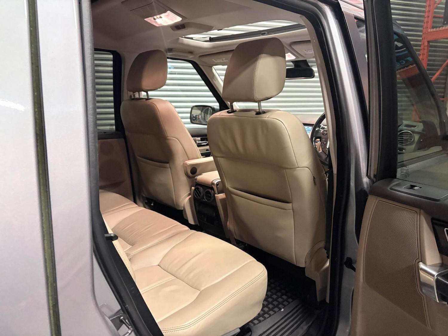 Used Land Rover Discovery 2011 for sale - 77084429: Photo 27