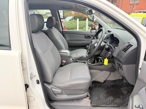 Used Toyota Hilux 2013 for sale - 76295895: Photo 24