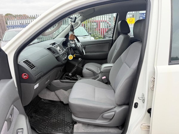 Used Toyota Hilux 2013 for sale - 76295895: Photo 29