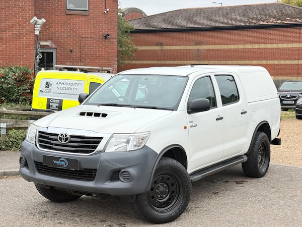 Used Toyota Hilux 2013 for sale - 76295895: Photo 2