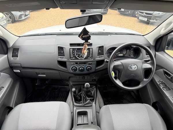 Used Toyota Hilux 2013 for sale - 76295895: Photo 34