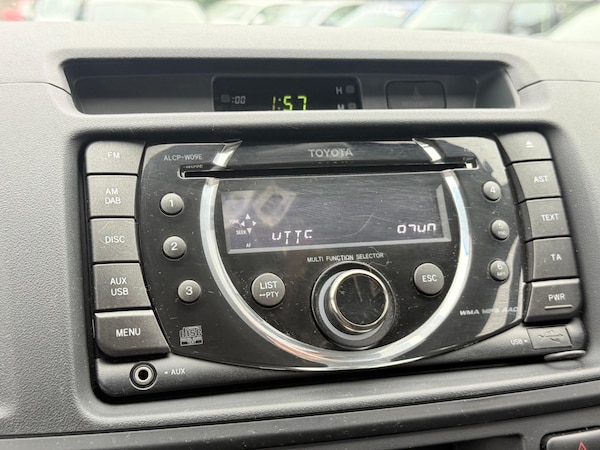 Used Toyota Hilux 2013 for sale - 76295895: Photo 37