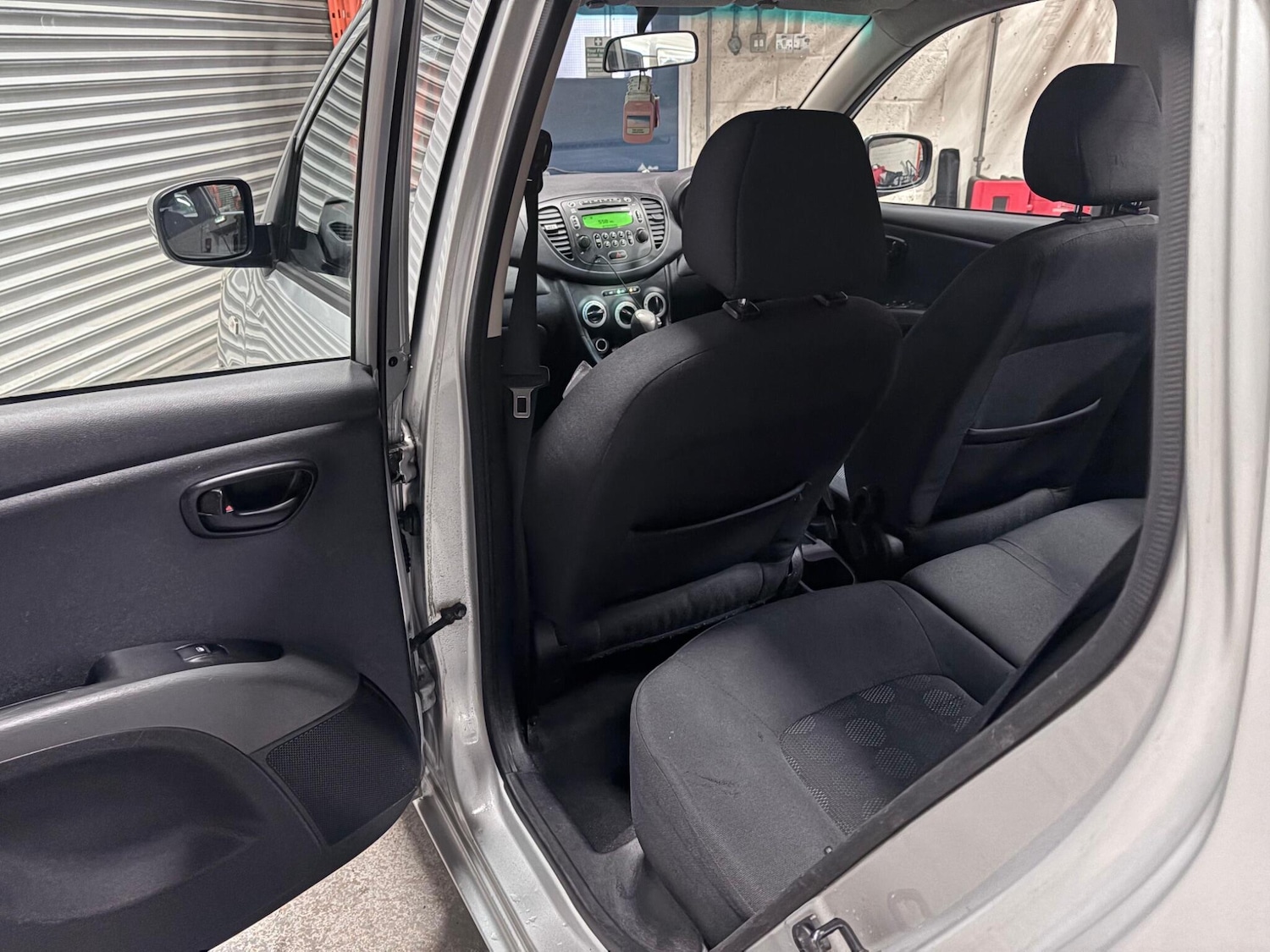 Used Hyundai i10 2009 for sale - 78046859: Photo 17