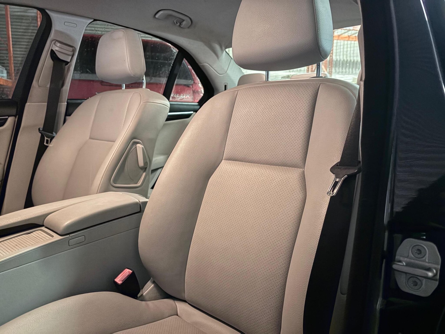 Used Mercedes-Benz C Class 2013 for sale - 77565132: Photo 18