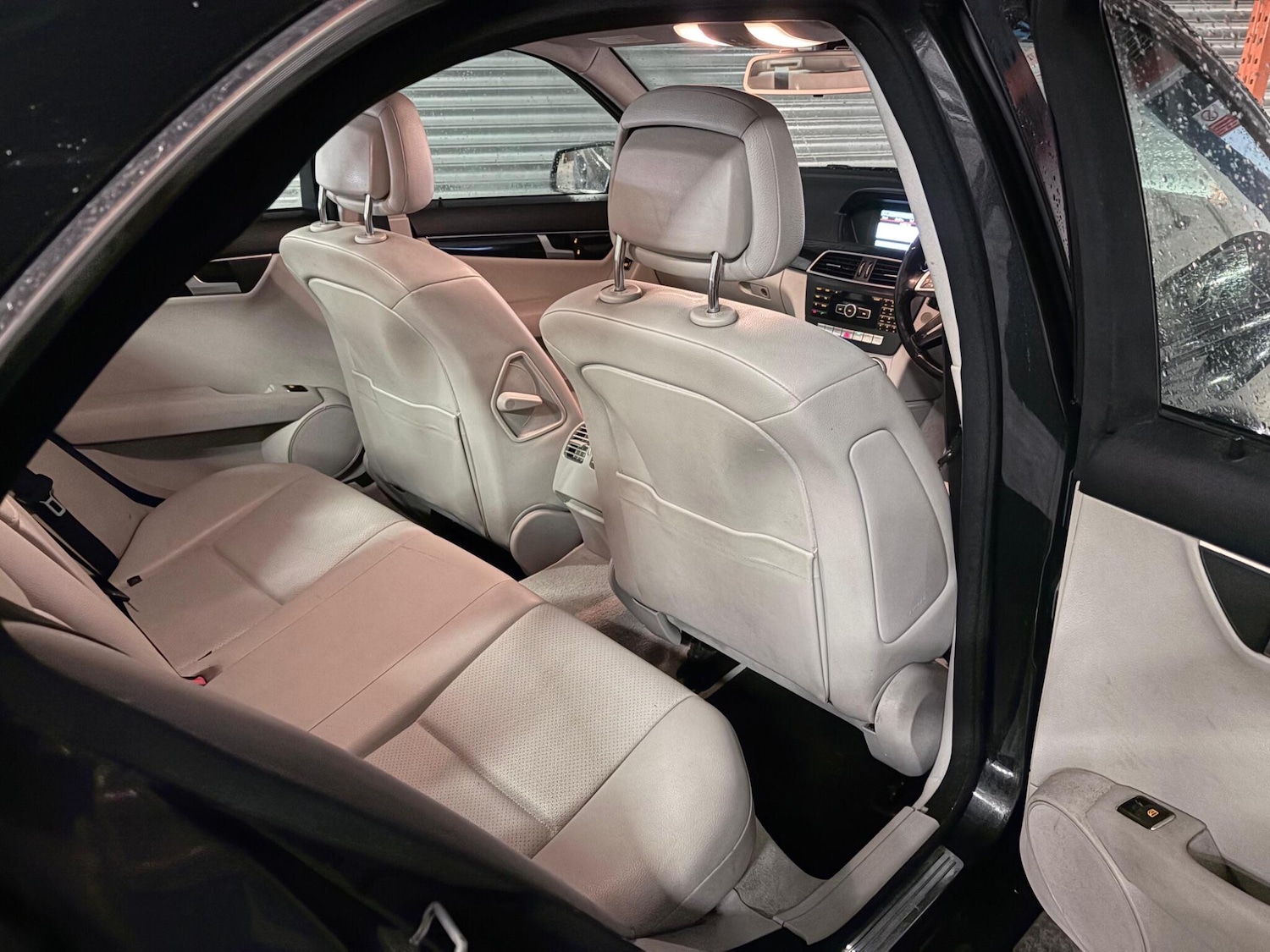 Used Mercedes-Benz C Class 2013 for sale - 77565132: Photo 19