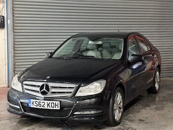 Used Mercedes-Benz C Class 2013 for sale - 77565132: Photo