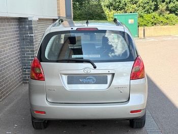 Used Toyota Corolla Verso 2002 for sale - 75867006: Photo