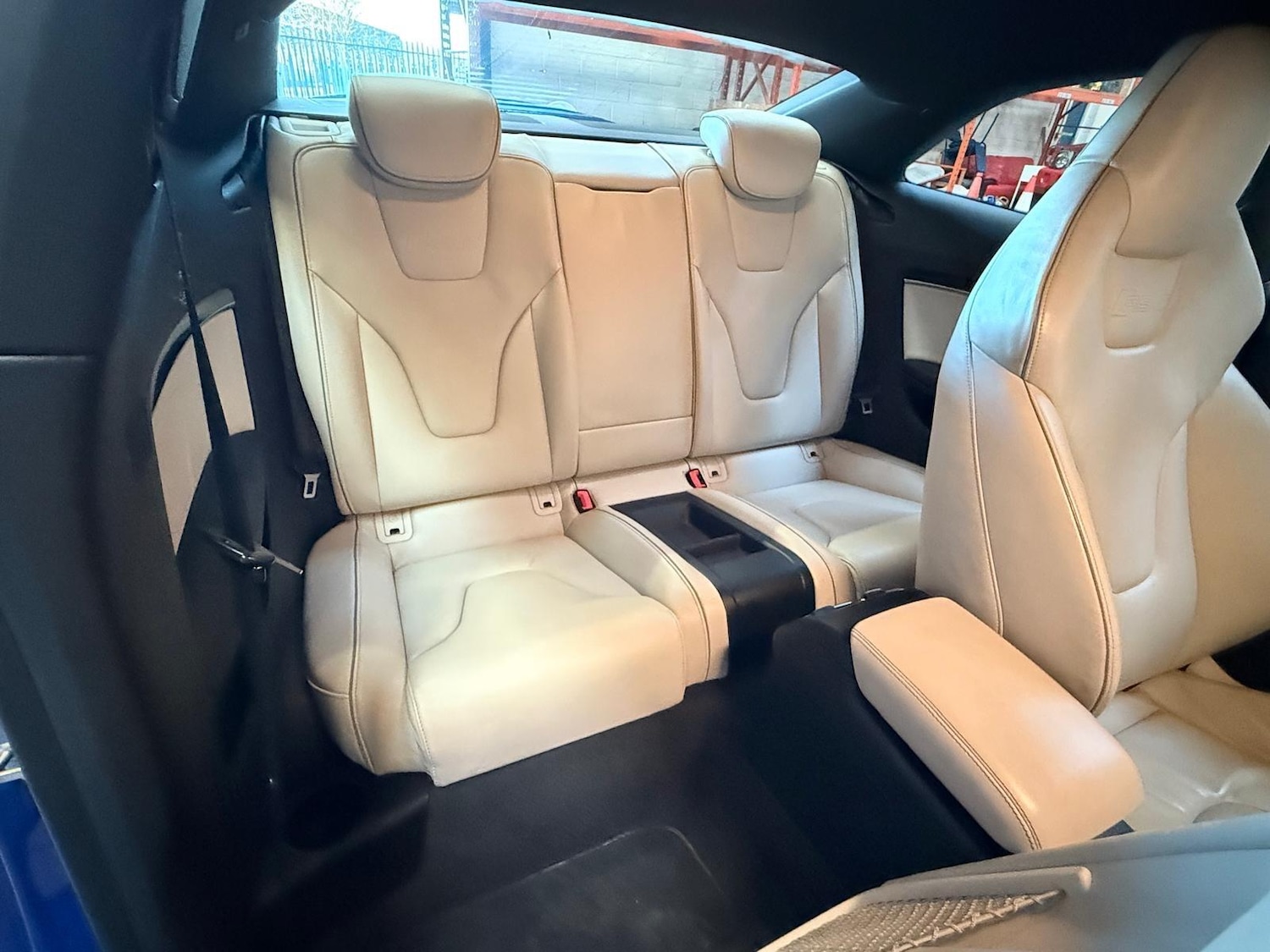 Used Audi RS5 2011 for sale - 77021271: Photo 18