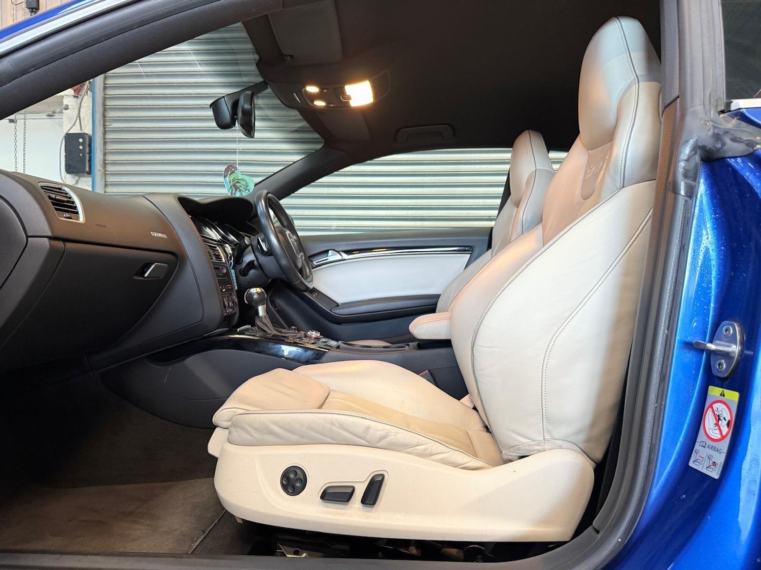 Used Audi RS5 2011 for sale - 77021271: Photo 20