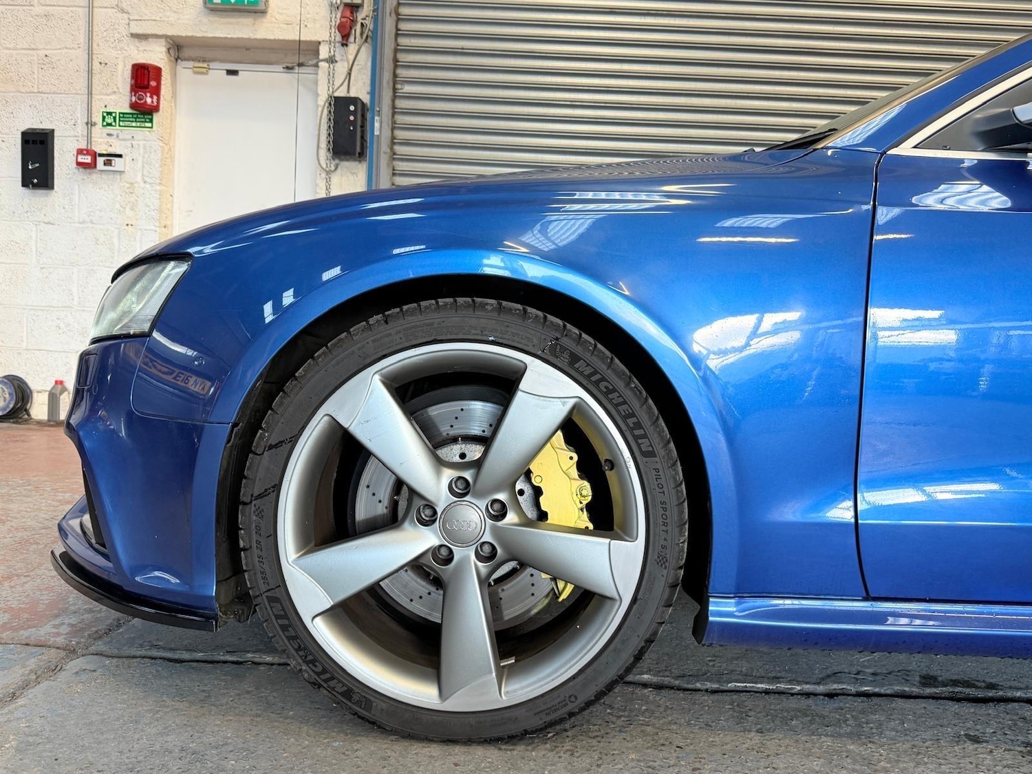 Used Audi RS5 2011 for sale - 77021271: Photo 9