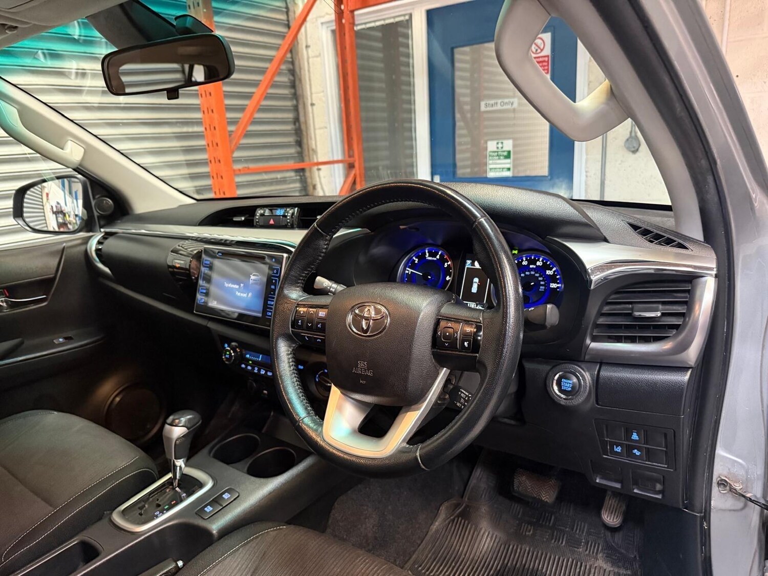 Used Toyota Hilux for sale - 77892452: Photo 22