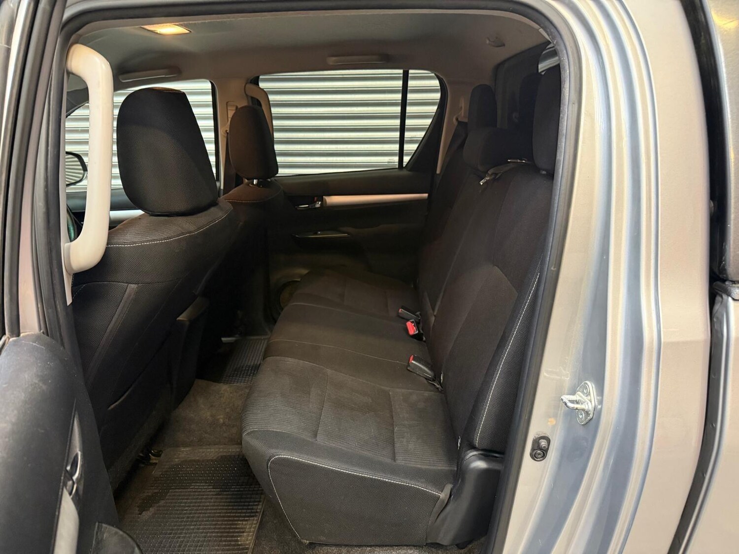 Used Toyota Hilux for sale - 77892452: Photo 31