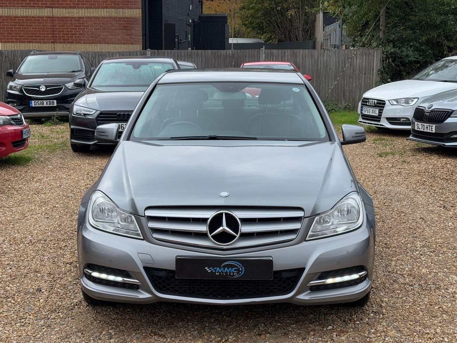Used Mercedes-Benz C Class 2014 for sale - 77103700: Photo 4