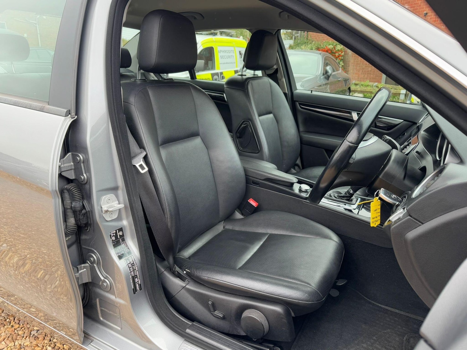 Used Mercedes-Benz C Class 2014 for sale - 77103700: Photo 40