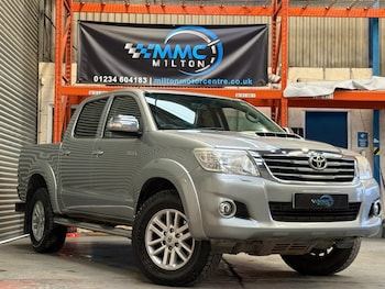 Used Toyota Hilux 2015 for sale - 79388270: Photo