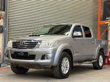Used Toyota Hilux 2015 for sale - 79388270: Photo