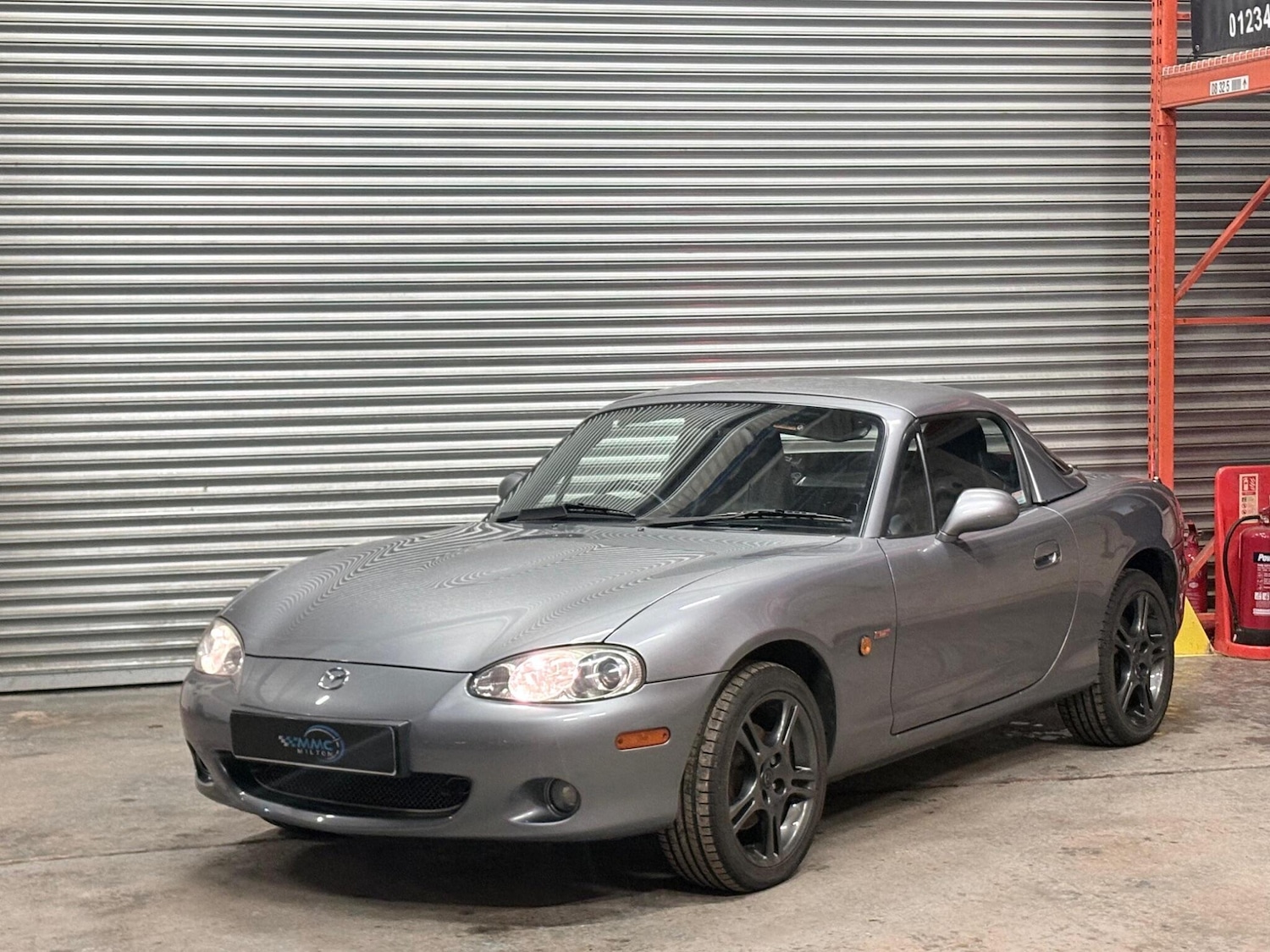 Used Mazda MX-5 2005 for sale - 77156104: Photo 2