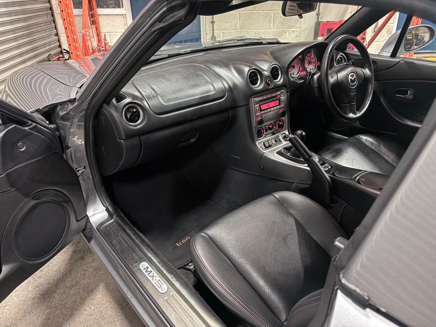 Used Mazda MX-5 2005 for sale - 77156104: Photo 21