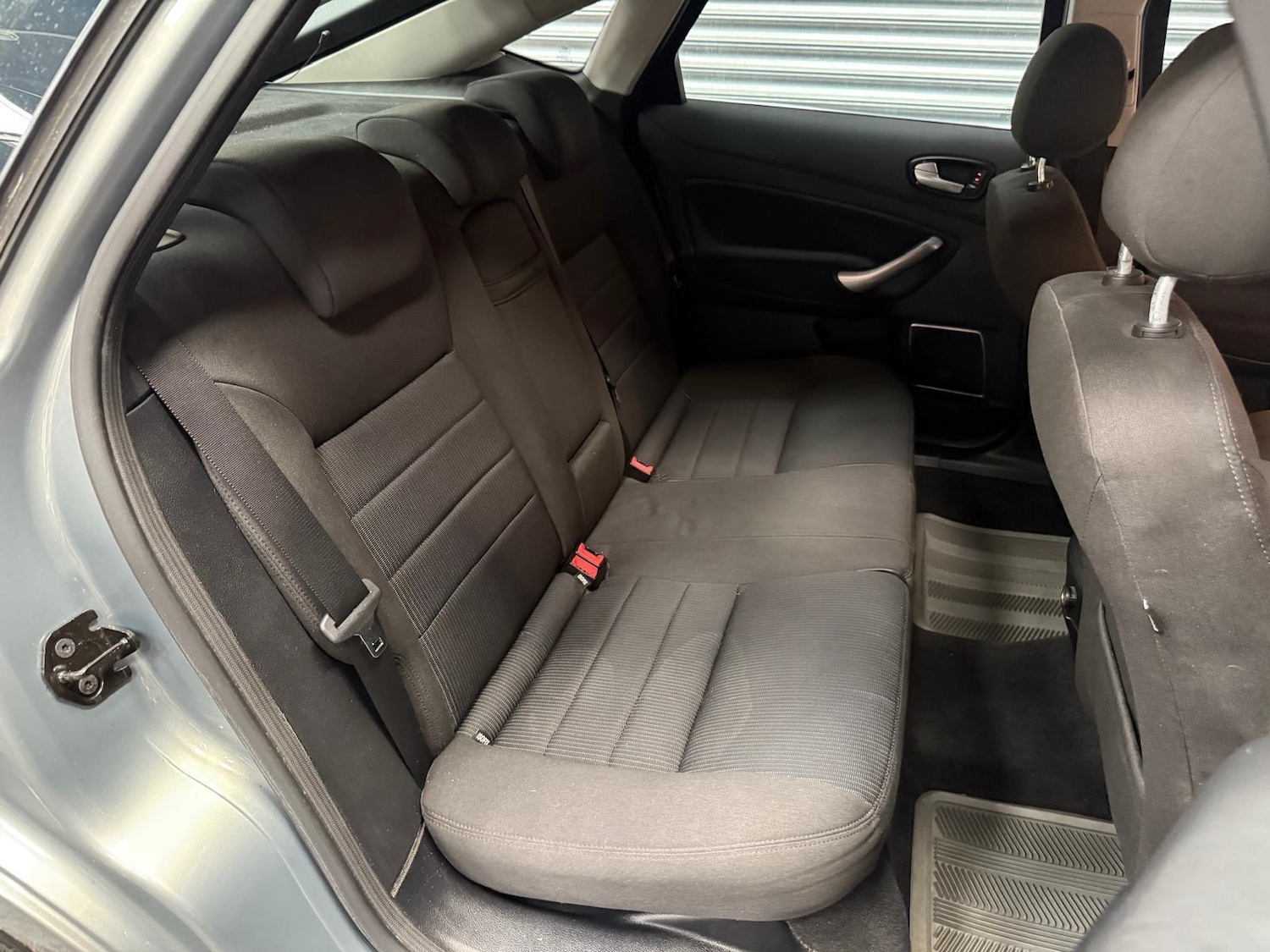 Used Ford Mondeo 2007 for sale - 78157428: Photo 32