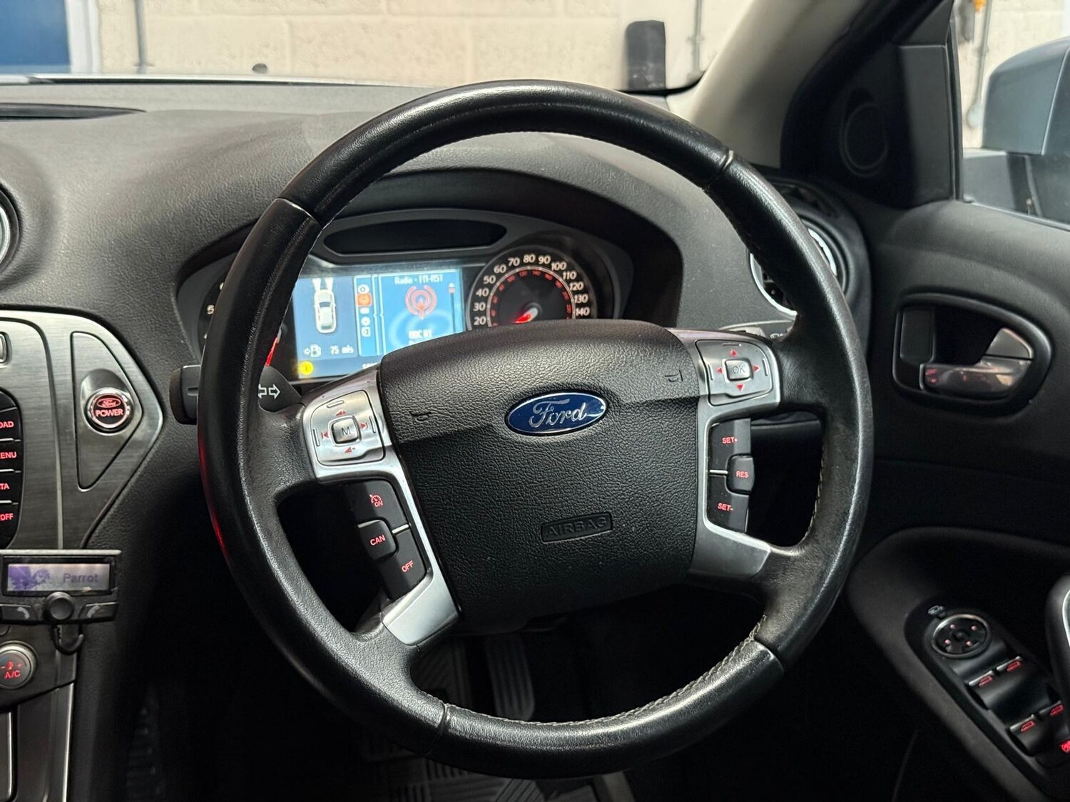 Used Ford Mondeo 2007 for sale - 78157428: Photo 35