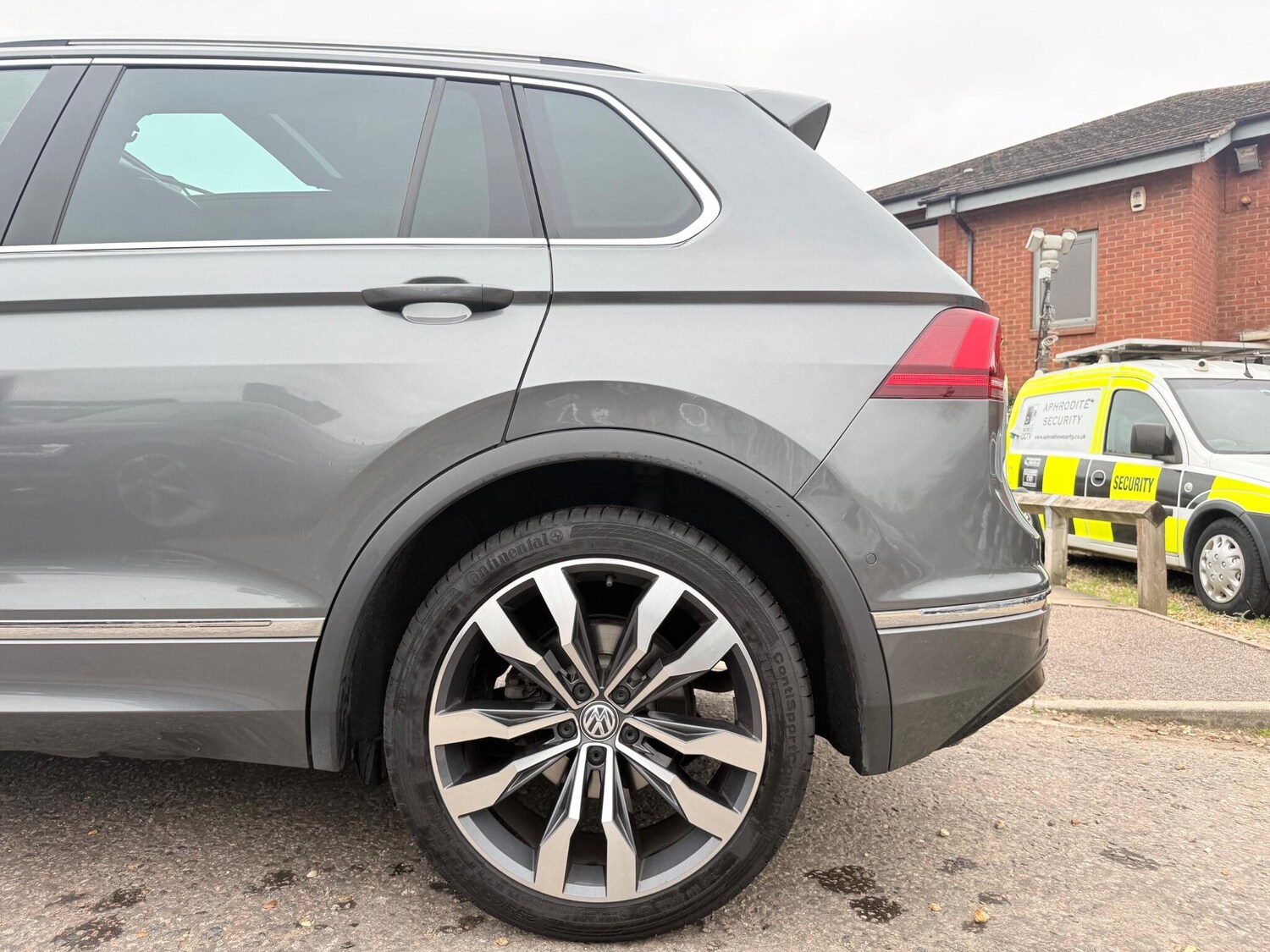 Used Volkswagen Tiguan 2020 for sale - 76283241: Photo 19
