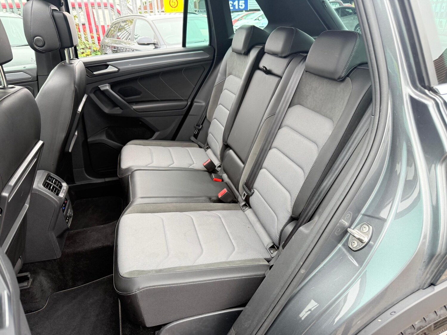 Used Volkswagen Tiguan 2020 for sale - 76283241: Photo 31