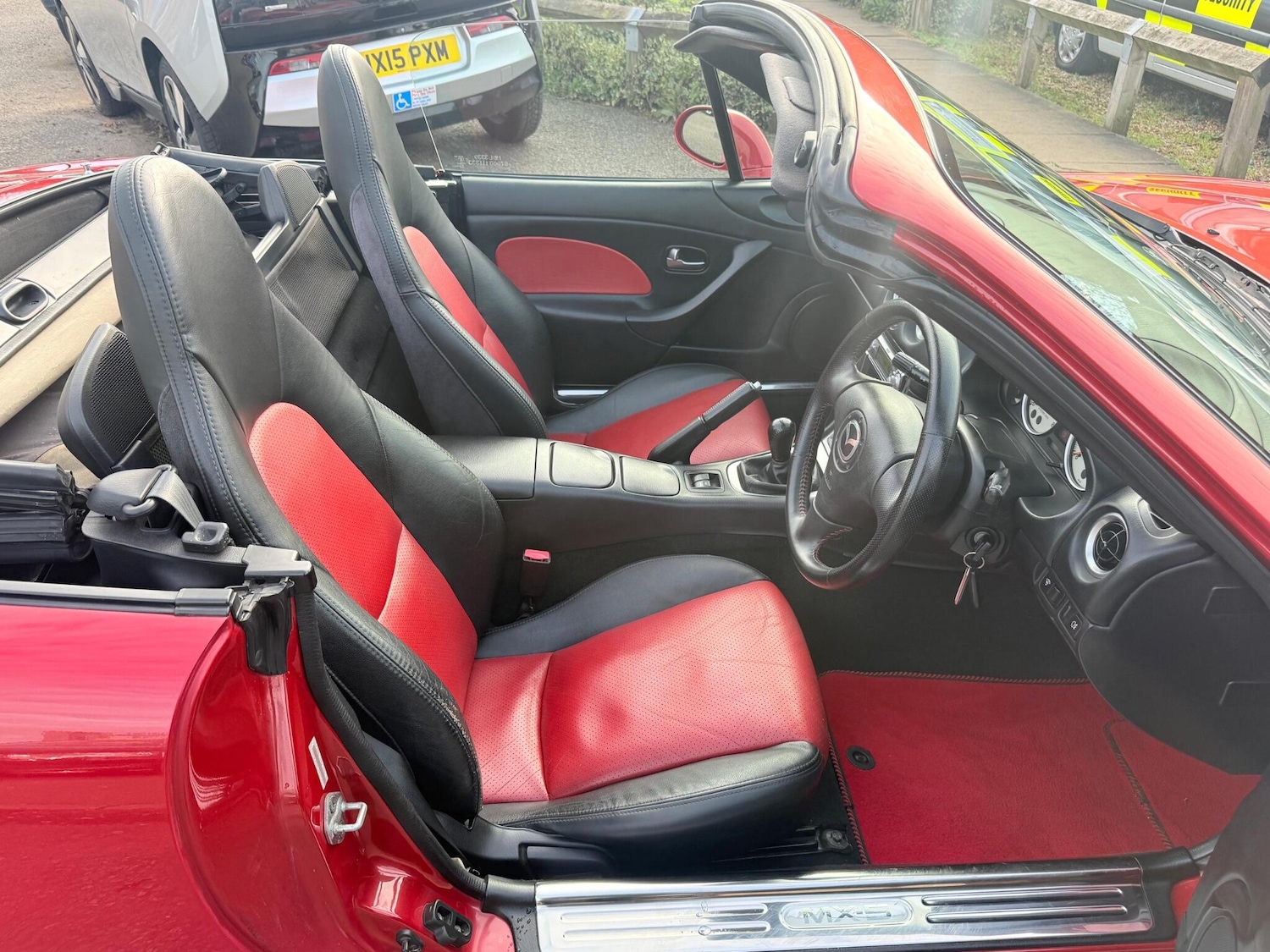 Used Mazda MX-5 2004 for sale - 76645104: Photo 28