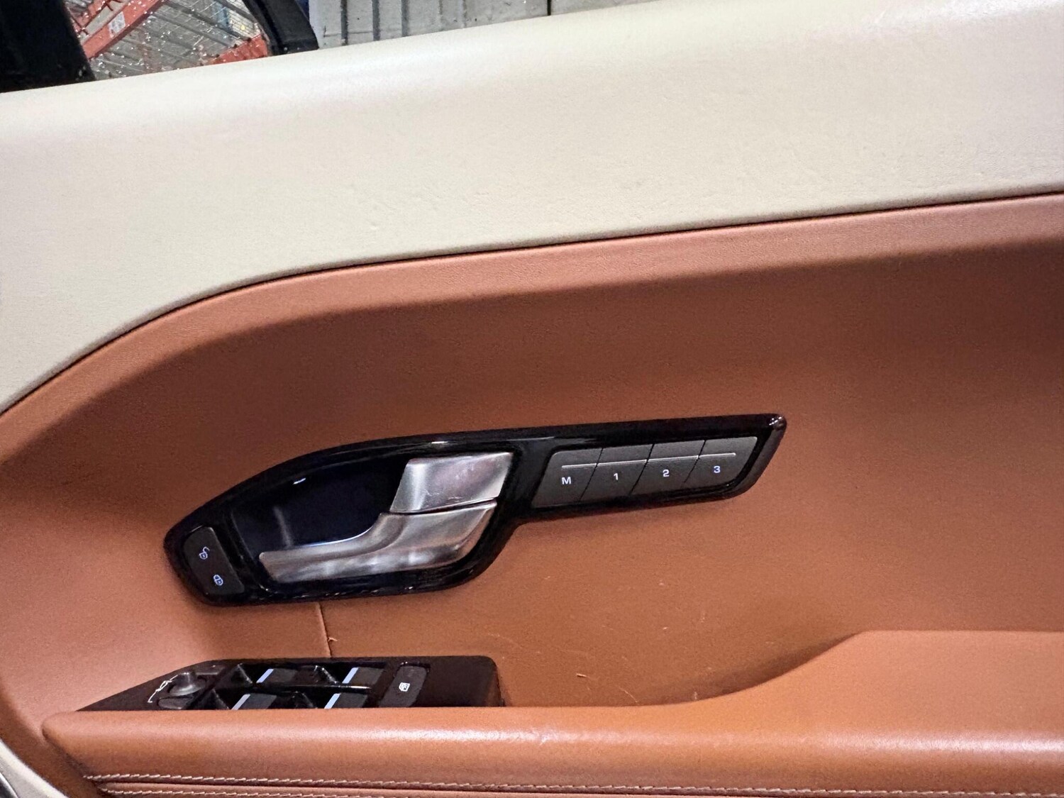 Used Land Rover Range Rover Evoque for sale - 77400610: Photo 32