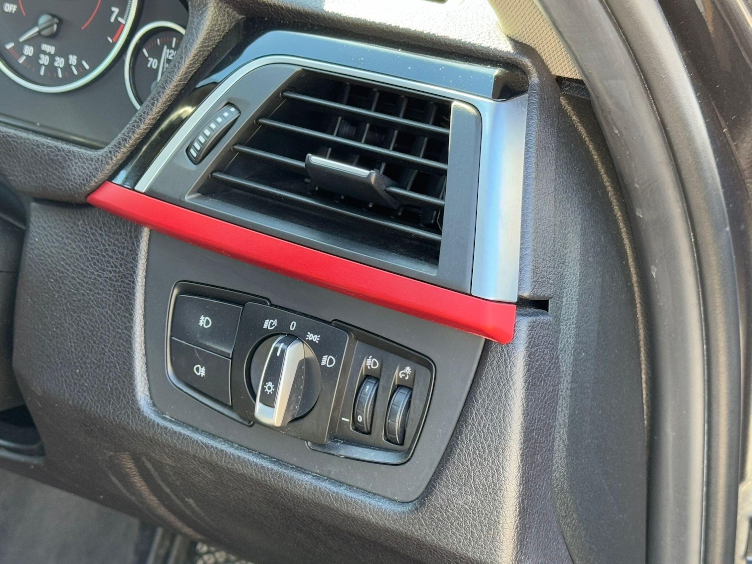 Used BMW 3 Series 2016 for sale - 76592069: Photo 37