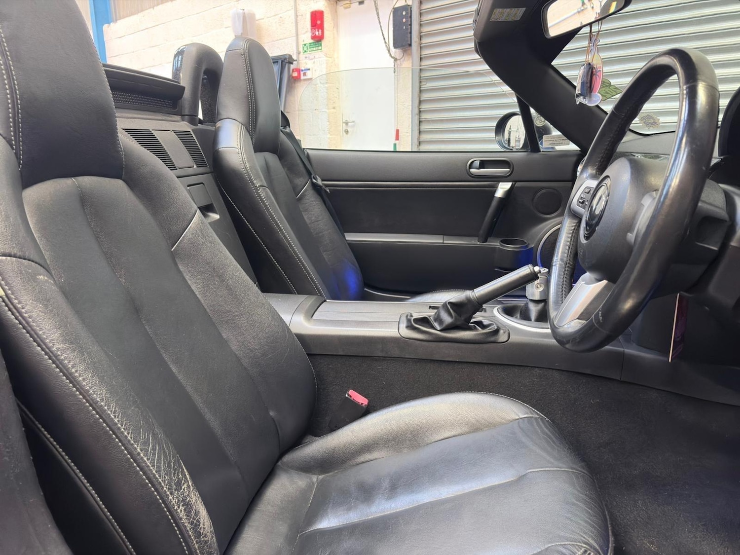 Used Mazda MX-5 2007 for sale - 77267324: Photo 24
