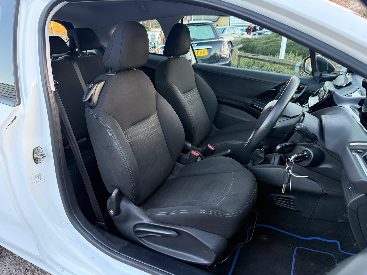 Used Peugeot 208 2013 for sale - 77016519: Photo 18