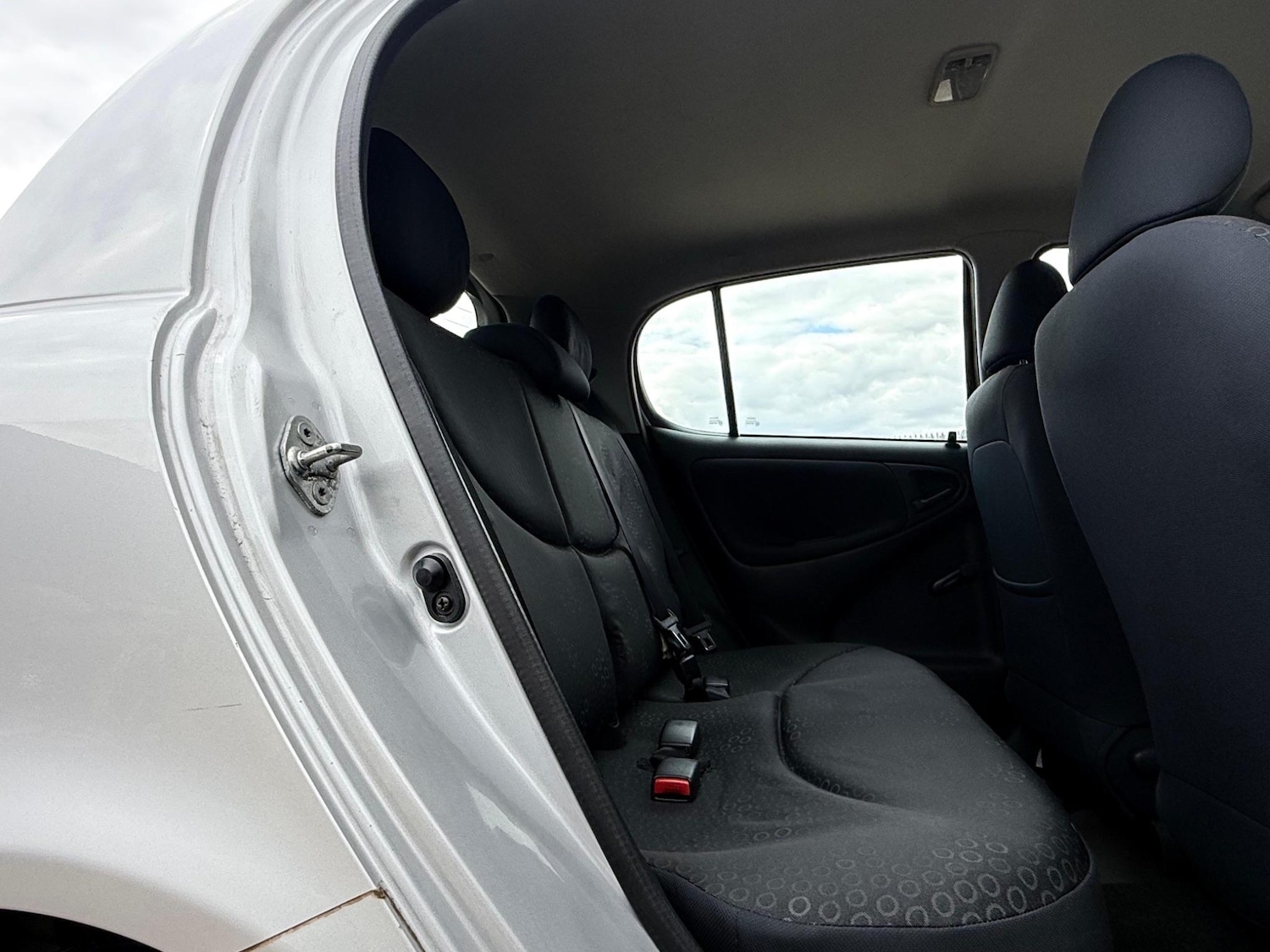 Vehicle 28