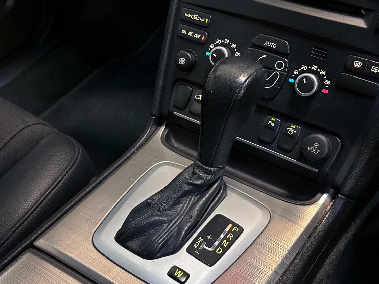 Used Volvo XC90 2009 for sale - 77882402: Photo 31