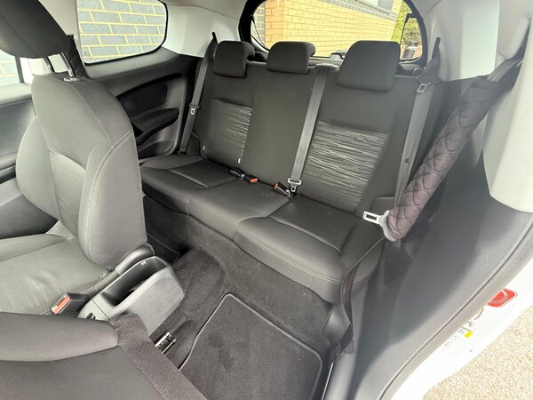 Used Peugeot 208 2014 for sale - 76214309: Photo 24