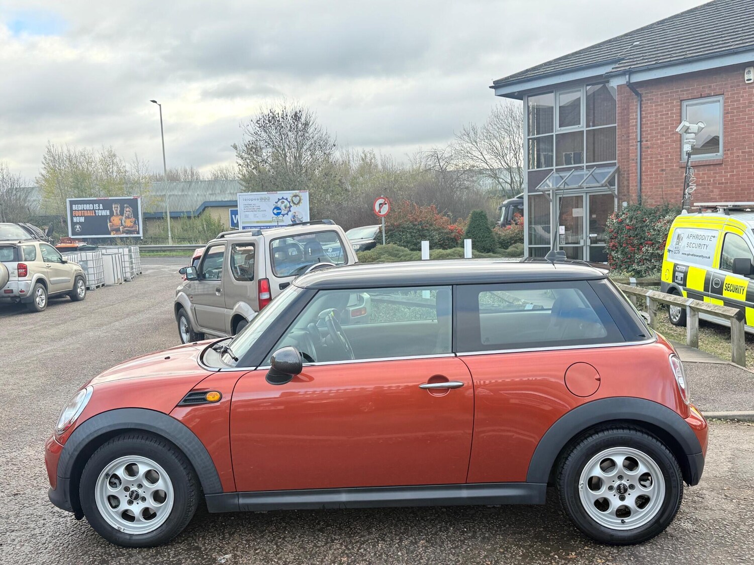 Used MINI Hatch 2011 for sale - 76802199: Photo 11