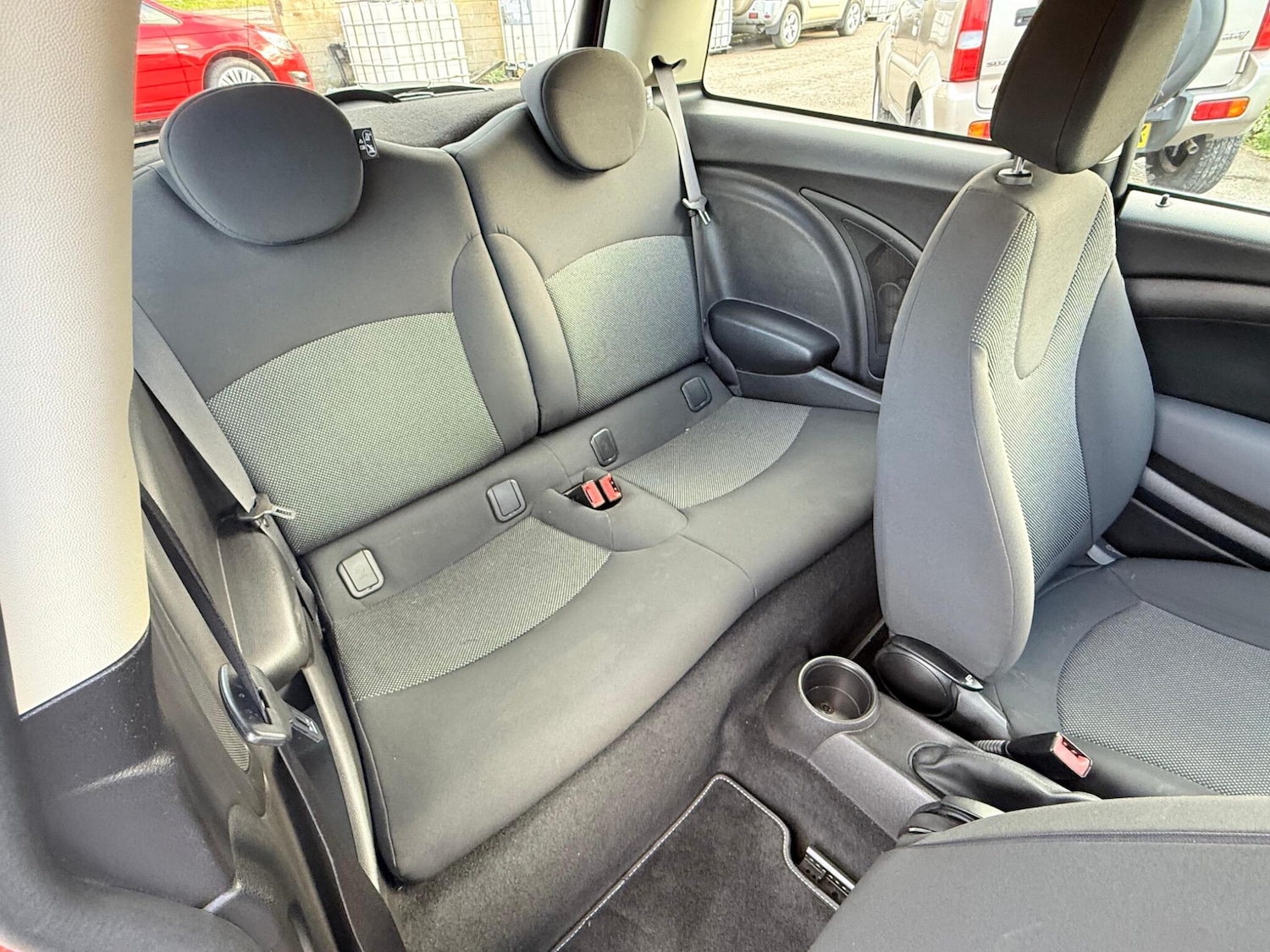 Used MINI Hatch 2011 for sale - 76802199: Photo 22