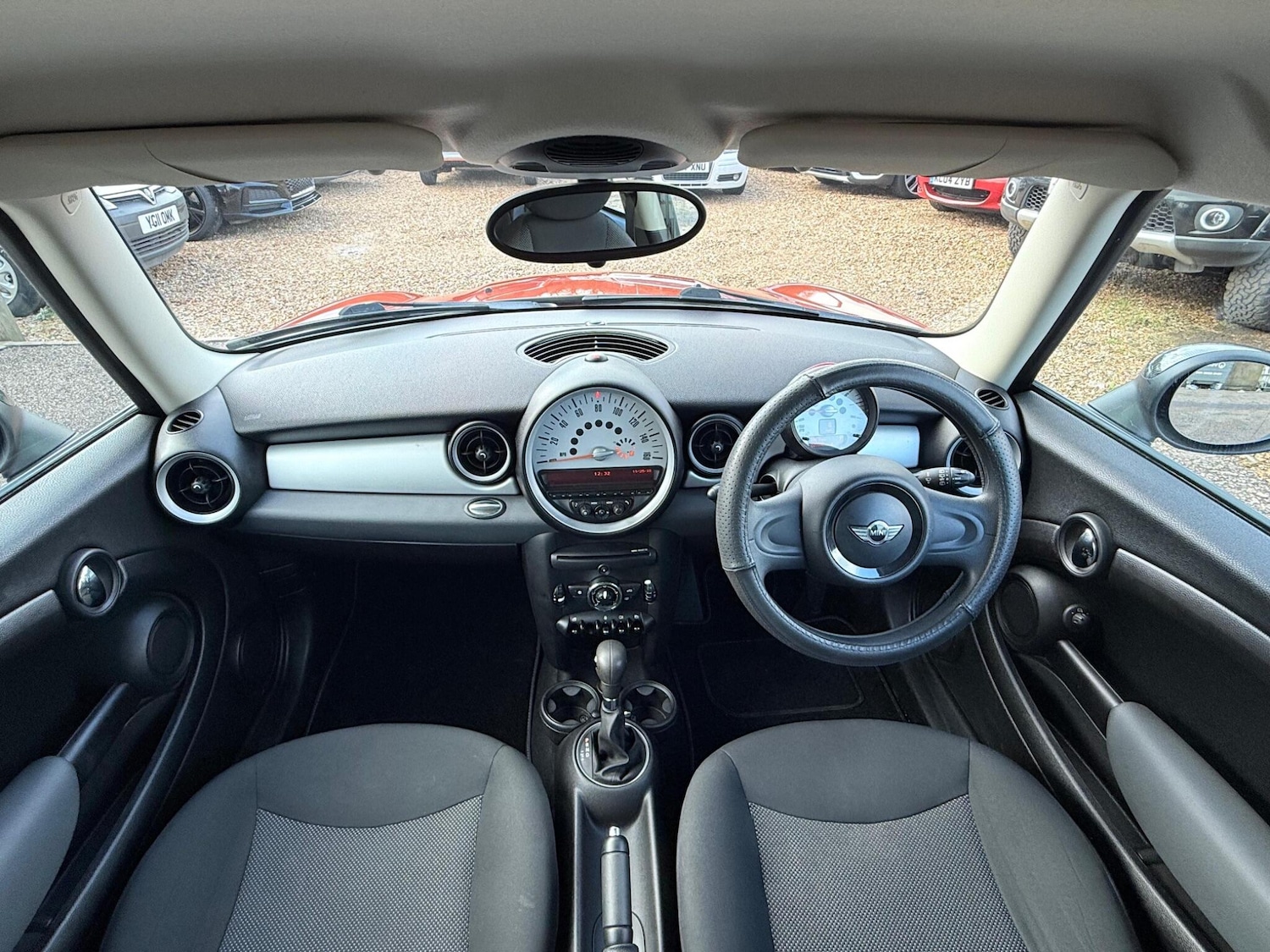 Used MINI Hatch 2011 for sale - 76802199: Photo 29