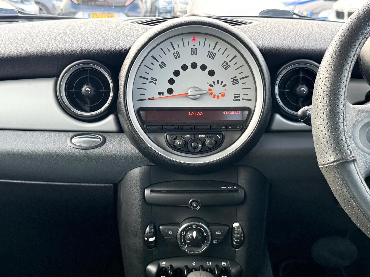 Used MINI Hatch 2011 for sale - 76802199: Photo 32