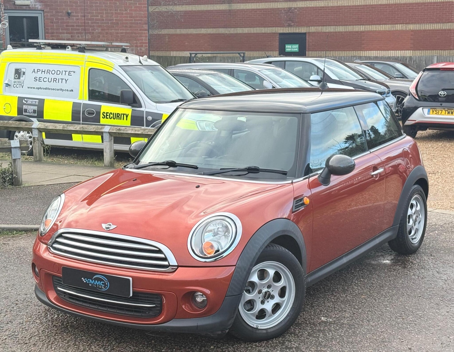 Used MINI Hatch 2011 for sale - 76802199: Photo 8