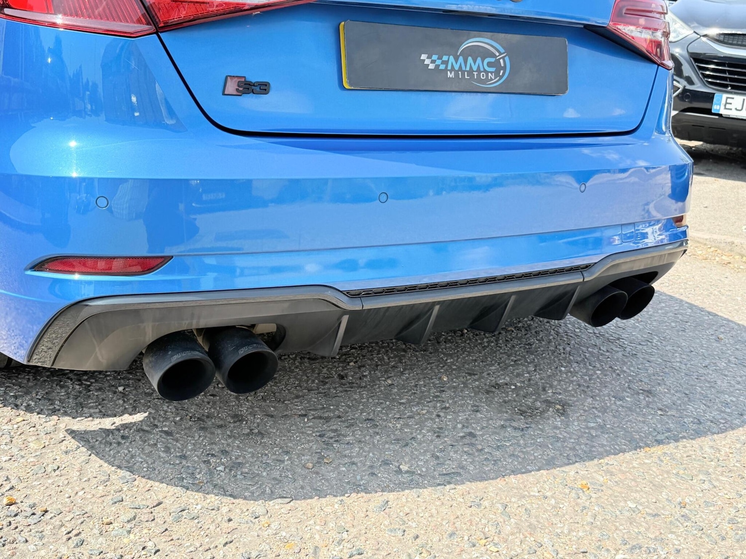 Vehicle 21