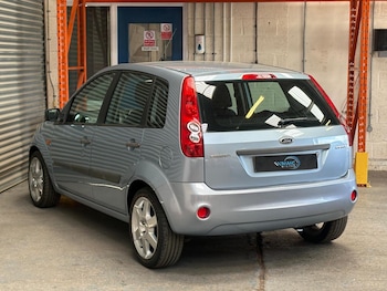 Used Ford Fiesta 2005 for sale - 78491700: Photo