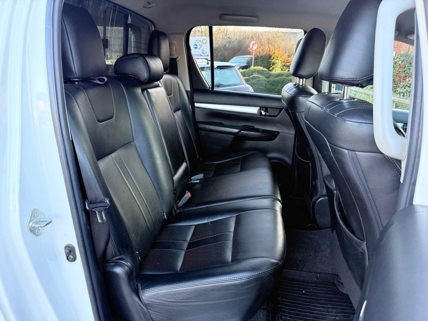 Used Toyota Hilux 2017 for sale - 77020925: Photo 26