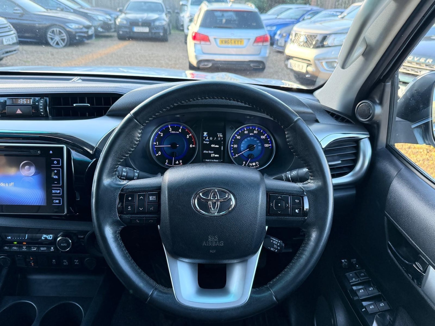 Used Toyota Hilux 2017 for sale - 77020925: Photo 35