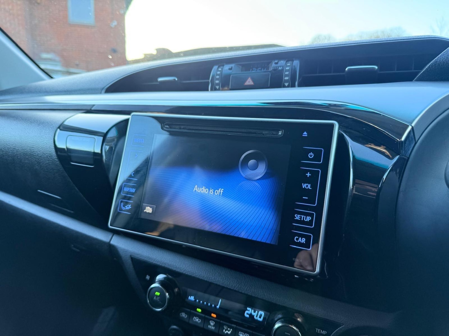 Used Toyota Hilux 2017 for sale - 77020925: Photo 37