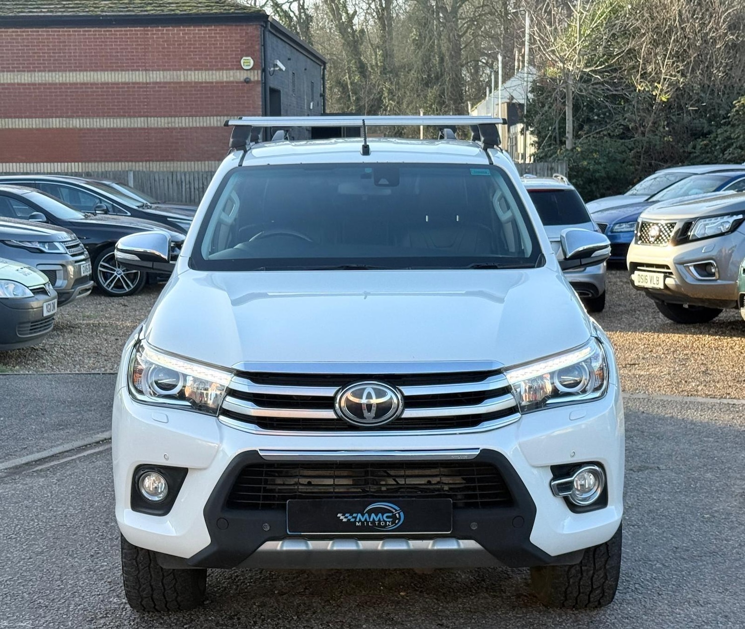 Used Toyota Hilux 2017 for sale - 77020925: Photo 5