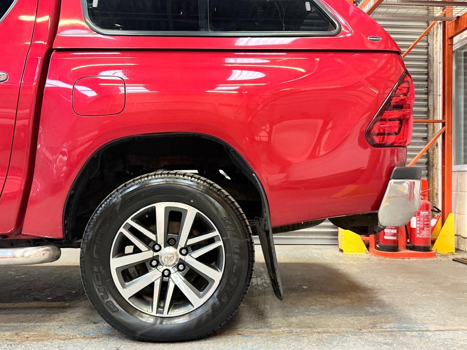 Used Toyota Hilux 2017 for sale - 77549710: Photo 19